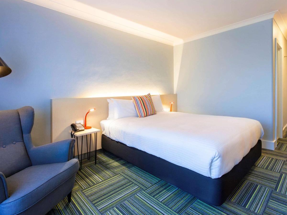 Hotel Ibis Styles Tamworth Exterior foto
